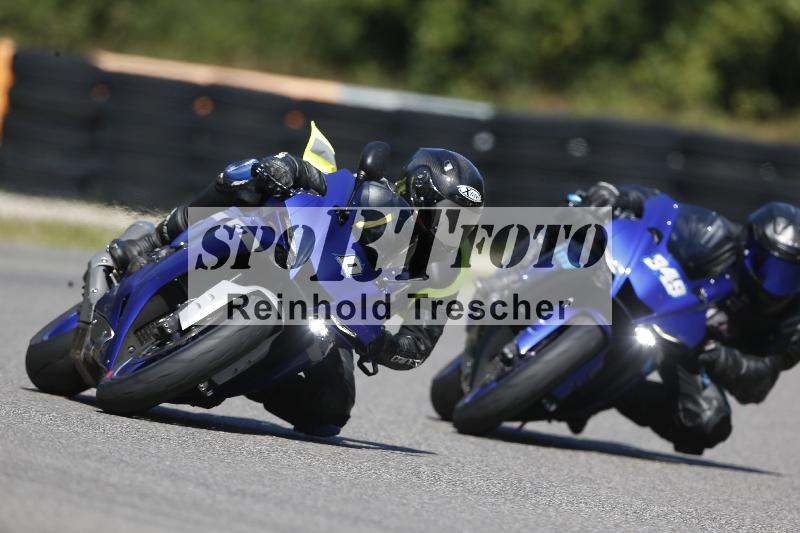 Archiv-2025/48 25.08.2025 Cornu Master School ADR/blau-bleu/0-5